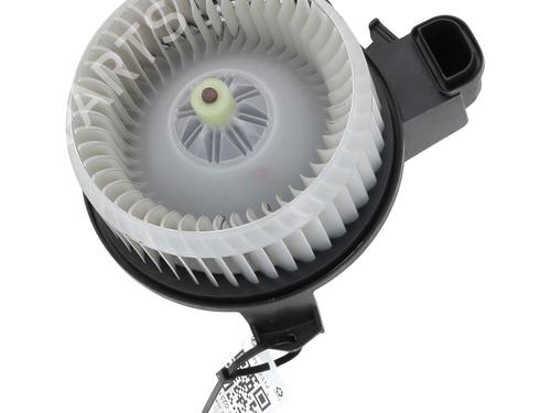 Heater blower motor LAND ROVER DISCOVERY V (L462) 2.0 Sd4 4x4 | BP27553049M62 