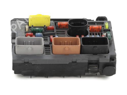 Used Fuse box PEUGEOT PARTNER Tepee [2008-2025]  28121730