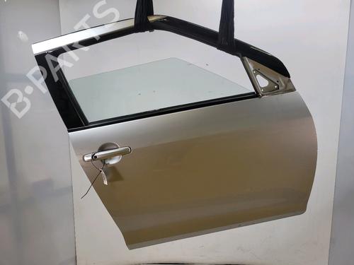 Used Right front door SUZUKI SWIFT IV (FZ, NZ) 1.2 (AZH412, ZC72S) (94 hp) 32159120