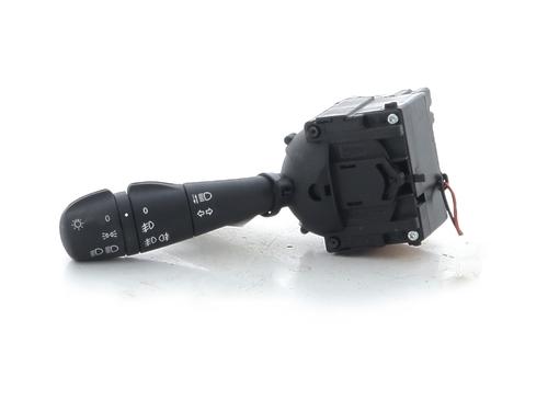 Used Switch DACIA SANDERO II 1.0 SCe 75 (B8JC, B8JD, B8NC) (73 hp) 32717473