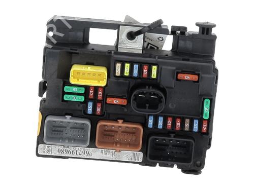 Fuse box CITROËN DS3 (SA_) 1.6 HDi 90 | BP30957507E1