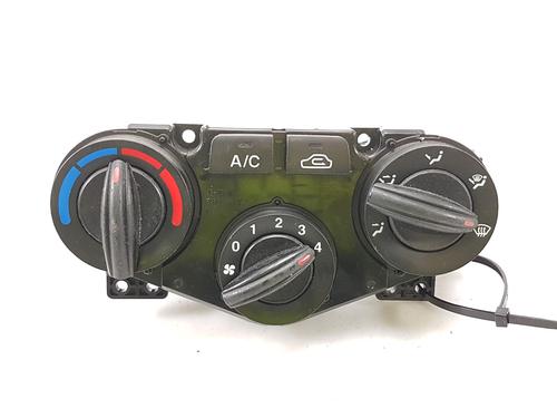Used Climate control KIA RIO II (JB) 1.4 16V (97 hp) 13089200