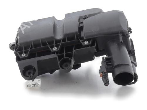 Used Air filter box Air filter box PEUGEOT 2008 II (UD_, US_, UY_, UJ_, UR_, UC_) 1.5 BlueHDI 130 (131 hp) 33685592 33685592