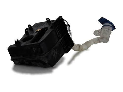 Used Windscreen washer tank VW GOLF VI (5K1) 2.0 TDI (110 hp) 30828310