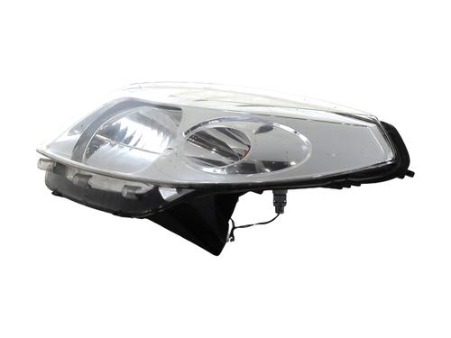 Used Left headlight DACIA SANDERO 1.4 (BS0C, BS0A, BS0G, BS1F, BS0E) (75 hp) 30584029