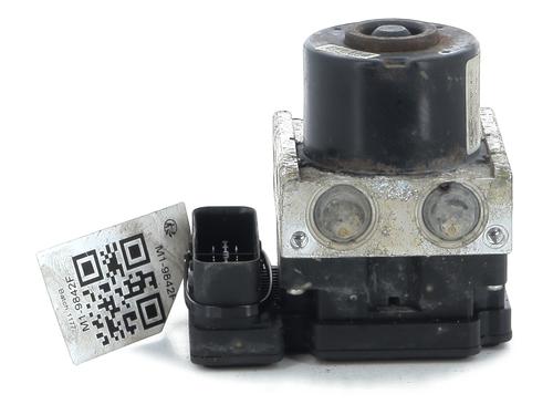 Used ABS pump FORD FIESTA V (JH_, JD_) 1.4 TDCi (68 hp) 31079447