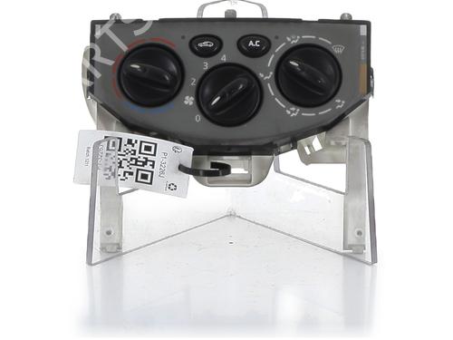 climate-control-renault-trafic-ii-van-fl-2001-32401335 main image