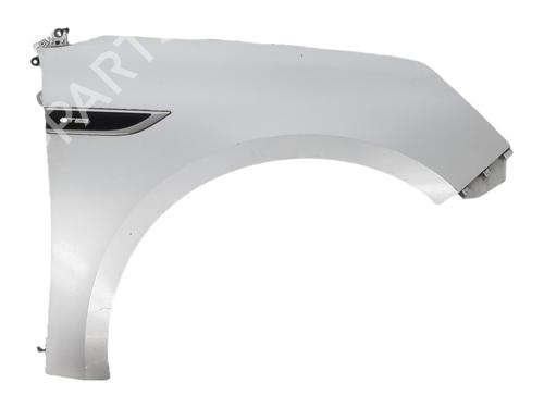 Used Right front fenders Right front fenders RENAULT MEGANE IV Hatchback (B9A/M/N_) 1.2 TCe 130 (B9MR) (130 hp) 34610240 34610240