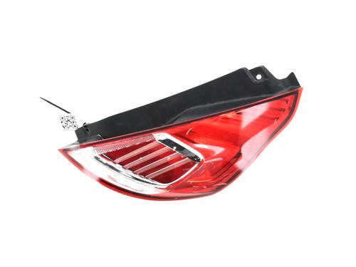 Used Right taillight FORD FIESTA VI (CB1, CCN) 1.0 EcoBoost (100 hp) 17764737