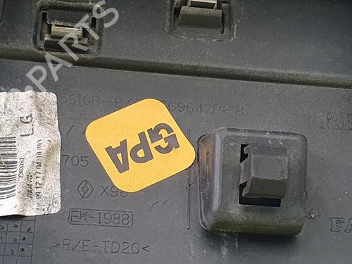 Door moulding trim RENAULT CLIO IV (BH_) 1.5 dCi 90 | BP28532930C150