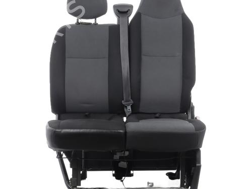 rear-seat-renault-master-iii-van-fv-2010-33733143 main image