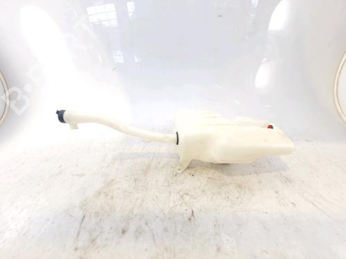 Used Windscreen washer tank FIAT DOBLO Cargo (263_) 1.6 D Multijet (263WXD1B, 263WXR1B, 263WXX1B, 263ZXD1B,... (105 hp) 19526398