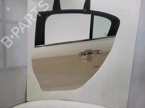 Dør venstre bagtil Dør venstre bagtil FIAT TIPO Hatchback (356_, 357_) 1.3 D (356HXH1A) (95 hp) 39665629 39665629