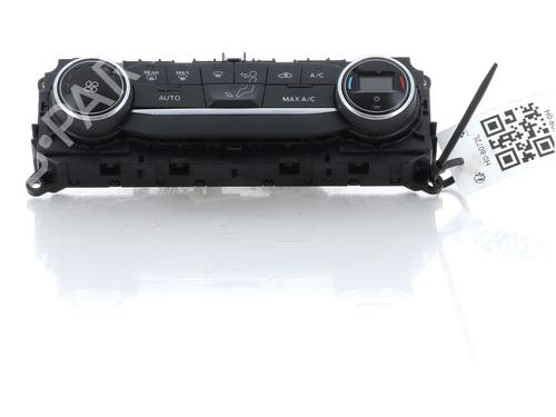 Used Climate control FORD ECOSPORT 1.0 EcoBoost (125 hp) 18672288