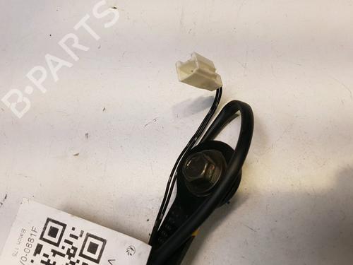 Seat buckle NISSAN X-TRAIL I (T30) 2.2 dCi 4x4 | BP27916013I32 