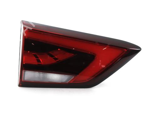 Feu de coffre gauche MG MG ZS SUV (AZS1) 1.5 VTi (106 hp) 31303622