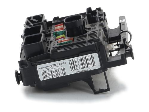 Used Fuse box FIAT SCUDO Bus (270_, 272_) 2.0 D Multijet (120 hp) 30189975