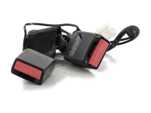 Used Seat buckle CITROËN C4 Coupe (LA_) 1.6 HDi (90 hp) 27909396