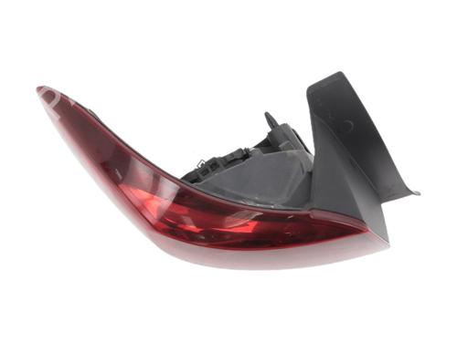 Used Left taillight Left taillight DACIA SANDERO II 1.0 SCe 75 (B8JC, B8JD, B8NC) (73 hp) 40521303 40521303