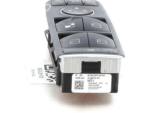 Used Left front window switch MERCEDES-BENZ GLA-CLASS (X156) GLA 200 CDI / d (156.908) (136 hp) 25208663