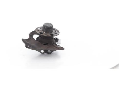 Used Left front steering knuckle Left front steering knuckle MERCEDES-BENZ C-CLASS (W203) C 220 CDI (203.008) (150 hp) 34337107 34337107