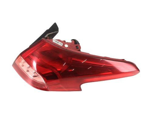 Right taillight CITROËN C5 III Break (RW_) 2.0 HDi 140 | BP28332716C35 