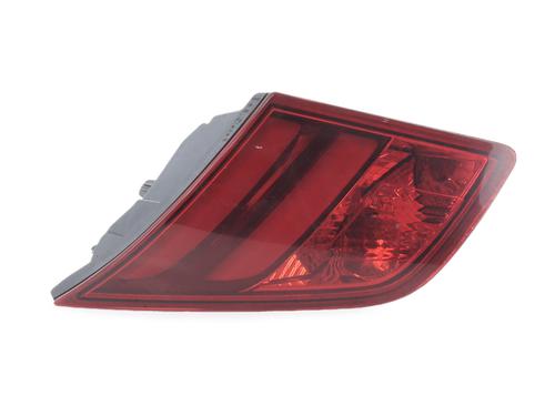 Used Right tailgate light Right tailgate light PEUGEOT 308 II (LB_, LP_, LW_, LH_, L3_) 1.2 THP 110 (110 hp) 35798808 35798808
