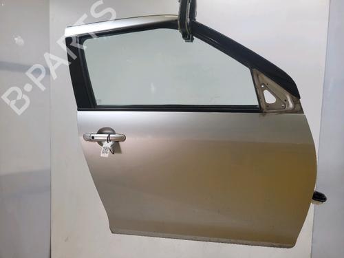 Used Right front door Right front door SUZUKI SWIFT IV (FZ, NZ) 1.2 (AZH412, ZC72S) (94 hp) 40488200 40488200