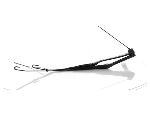 Used Front windshield wiper arm NISSAN JUKE (F15) 1.5 dCi (110 hp) 27904337