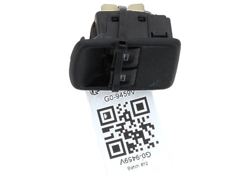 Used Left front window switch RENAULT KANGOO / GRAND KANGOO II (KW0/1_) 1.5 dCi 90 (KW05, KW08, KW0G, KW11) (90 hp) 30118559