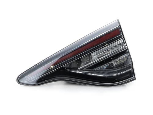 right-tailgate-light-renault-clio-v-b7_-2019-36351239 main image