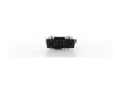 Used Climate control Climate control 38792904 38792904