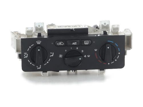 Comando clima CITROËN C3 I (FC_, FN_) 1.4 HDi (68 hp) 32130904