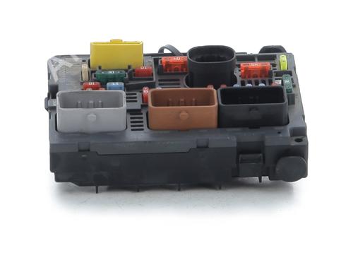 Used Fuse box Fuse box PEUGEOT PARTNER Tepee 1.6 HDi / BlueHDi 75 (75 hp) 33190090 33190090