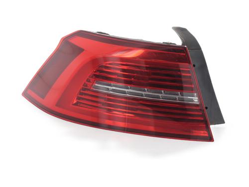 Left taillight VW PASSAT B8 (3G2, CB2) 2.0 TDI | BP37065202C34 - Image 2