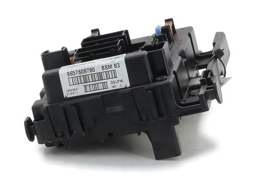 Used Fuse box PEUGEOT 206+ (2L_, 2M_) 1.1 (60 hp) 29695873