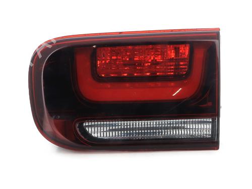 Used Right tailgate light CITROËN C4 CACTUS 1.2 THP 110 (110 hp) 30895659