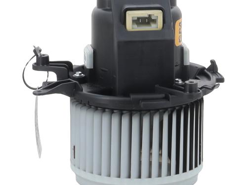 Heater blower motor PEUGEOT EXPERT Van (V_) 1.5 BlueHDi 120 | BP29931368M62