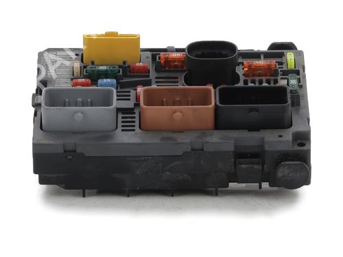 Used Fuse box CITROËN C4 I (LC_) 1.6 HDi (90 hp) 29197786