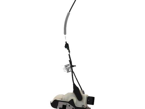 Used Front left lock PEUGEOT 2008 I (CU_) 1.2 THP 110 / PureTech 110 (110 hp) 31304028