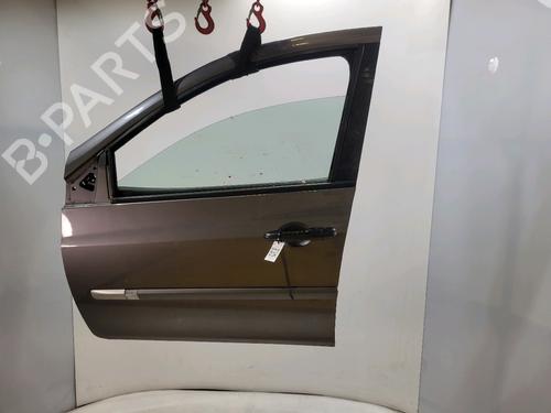 Used Left front door RENAULT CLIO III (BR0/1, CR0/1) 1.2 16V (BR02, BR0J, BR11, CR02, CR0J, CR11) (75 hp) 30800350