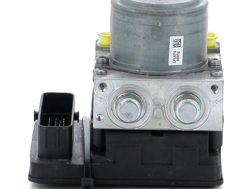 Used ABS pump ABS pump FIAT 500X (334_) 1.4 (334AXC1B, 334AXC11) (140 hp) 33949279 33949279
