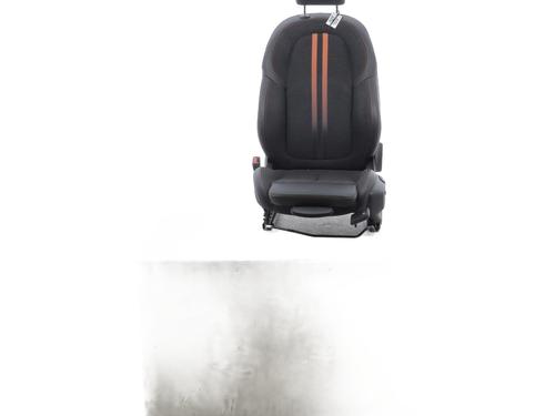 Sæde venstre fortil BMW 1 (F40) 118 d (150 hp) 32284838