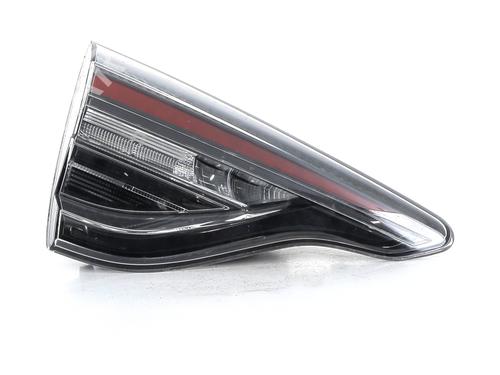 Farolim esquerdo da mala RENAULT CLIO V (B7_) 1.0 TCe 90 (B7MT) (91 hp) 33230660