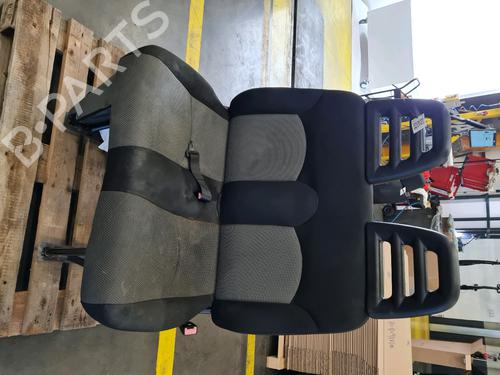 Used Rear seat Rear seat IVECO DAILY V Platform/Chassis 29S13, 29L13, 29L13D, 35S13, 35C13D, 40C13 (126 hp) 33751814 33751814