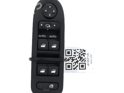 left-front-window-switch-citroen-c3-ii-sc_-2009-32513310 main image