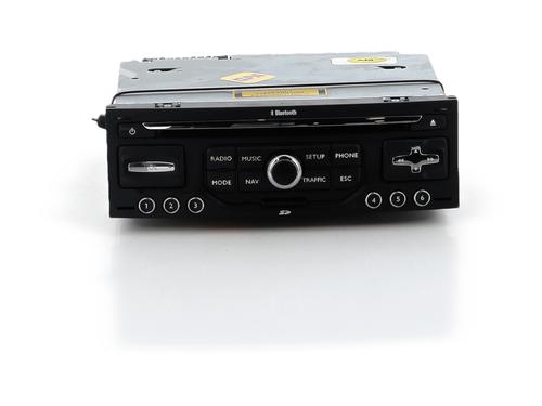 Used Radio Radio 37532947 37532947
