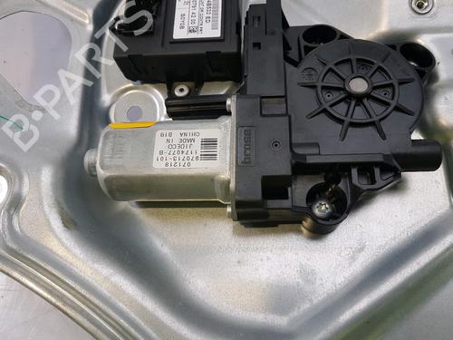 Front left window mechanism VOLVO XC70 II (136) D5 AWD | BP16122408C22 