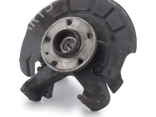 Fusée avant gauche VW POLO IV (9N_, 9A_) 1.4 TDI (80 hp) 31937195