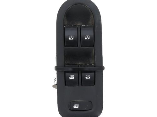 Used Left front window switch RENAULT SCÉNIC II (JM0/1_) 1.5 dCi (JM1E, JM16) (106 hp) 30925322